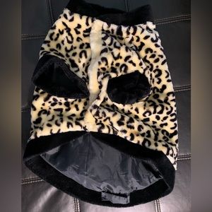 Companion Road Dog Pet COAT Leopard Faux Fur XL